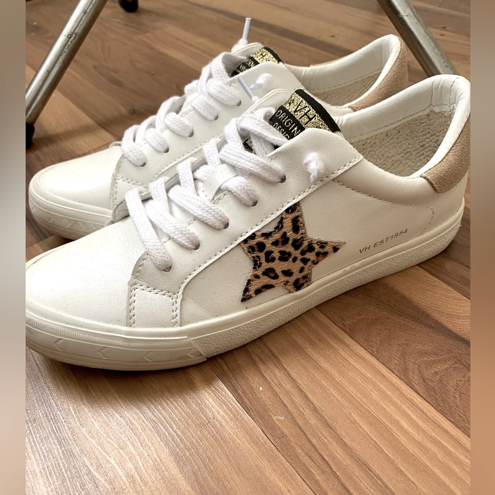 Vintage havana sneakers